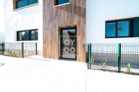 Isla de la Luz mountain lake views by OYOOSTAYS - B&B Alhama de Murcia