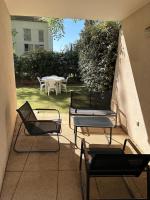 T1 Air-conditioned near downtown and beaches - B&B Istres