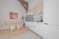 Toque de Madrid para 8 en Tesoro 6 E3 - B&B Madrid