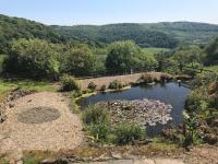 Secluded and self-contained Room with a View - B&B Tintern