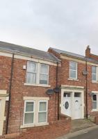 Overhill 3 bedroom flat 5 beds, free parking, ideal for Contractors - B&B