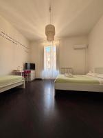 Camera Tripla con Bagno in Comune