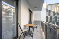 Brand New Condo w Free Garage and Balcony - B&B Budapest