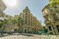STELLA Luxury Apartment in Nizami street - B&B