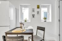 1 bed Bungalow Near Tube, Complimentary Snacks Ideal for Long Stays, Driveway Parking, Central London 25min - B&B Colindale