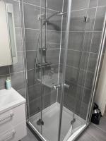 Monteurwohnung bis zu 6 Personen - Bed and Breakfast Ottweiler