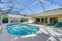 Hot Tub and Heated Pool Bonita Springs Getaway! - B&B Bonita Springs
