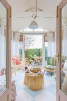 Pocket Cottage Luxury 18th Century Tiny Home in Picturesque Village with Pubs - B&B