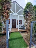 Domek u Sąsiada - B&B Żelistrzewo