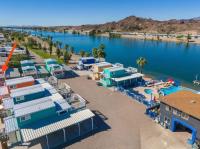 Rockstar | Private Hot Tub | Deluxe River views at Roadrunner Resort - B&B Parker