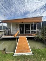 The Float Life - Retreat on Murray River - B&B