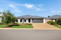 Thane Retreat - Cosy Ambience, Modern Entertaining - B&B Wagga Wagga