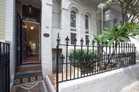 Private Sydney Terrace with Alfresco Courtyard - Ideal for Lions Tour 2025! - B&B