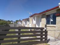 Waratah Waterfall Retreat Unit1 Free Breakfast, WiFi & Pay Tv - B&B Waratah