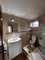 Deluxe Room (2 Adults + 1 Child)