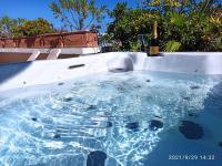 Penthouse - Jacuzzi - Terrace - Parking - 2 pools - B&B Antibes