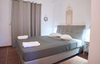 FERMINA KaGa kythnosuites - Bed and Breakfast Mérichas