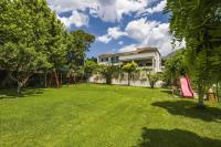 Holiday Home With Seven Bedrooms and Pool - Ferienwohnung Podstrana