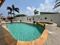 Paradera Palms Apt 1 - B&B Paradera