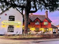 The Nest Hotel & Restaurant - B&B Petersfield