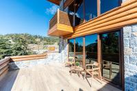 Superior Chalet