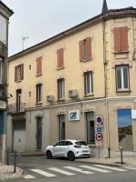 Tain centre -T3- wine themed apartment - B&B Tain-l'Hermitage