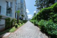Charming Flat with Pool view Fast Wi-Fi - B&B
