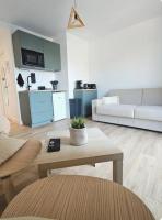 Studio Saint-Laurent-Du-Var bord de mer - B&B