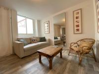 Charming house in village centre with terrace - Ferienwohnung Marseillan