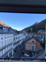 Appartement au cœur de Cauterets - vue montagne - Wifi - Chambres d'hôtes Cauterets