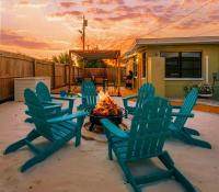 Family Friendly Home Near Beach and Downtown - Bed and Breakfast Clearwater