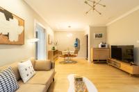 Shanghai Hills&Linghu's Transit-Prime Suite-Line 2, Huamu Rd 788, Direct to Key Spots & SNIEC - B&B Shanghai