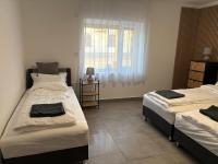 Appartamento con 3 Camere da Letto