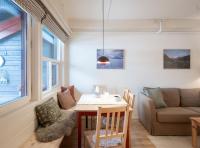 Supersentralt ski inn ski out - B&B Geilo
