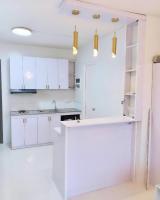 Stylish Condominium in Puerto Princesa near PPS Airport - B&B