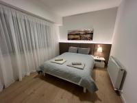 Daniela's modern apartment - B&B Stróvolos