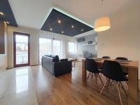 Apartamenty U Marynarza -Klimatyzacja-PROMENADA SOLNA 4A -Centrum Ścisłe Deptak -Garaż Podziemny-Best Restaurants in the Apartment-FAK VAT - B&B Kielce