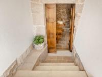 Heritage house Stipanovi dvori with heated pool and jacuzzi - B&B Donje Rašćane