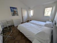 Three-Bedroom Deluxe Apartment