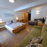 Apartamento de 2 dormitorios con balcón