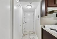 Upscale Studio in NY with Kitchen & Serene Setting - B&B