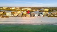 Stones Throw Beachside Bungalow #1 ON THE BEACH - Bed and Breakfast Clearwater Beach