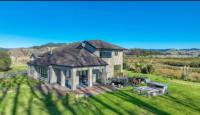 Mangrove Manor - B&B