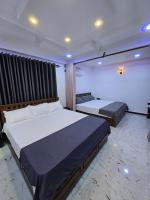 King Room with Two King Beds