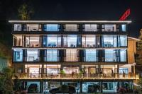 Skyreach Peak Resort Longji Golden Buddha Summit - Chambres d'hôtes Longsheng