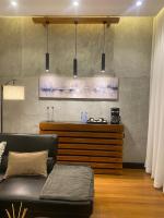 منهاتن هوم بغرفة وصالة في حطين - B&B Riyad