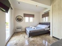 Apartamento de 2 dormitorios con vistas a la piscina