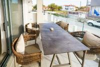 Deluxe Apartment mit Balkon und 2 Schlafzimmern