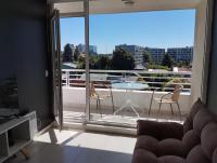 Departamento 1 dormitorio, 1 cama doble, con balcón y estacionamiento - Ferienwohnung