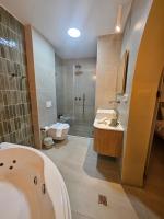 Double Room with Spa Bath